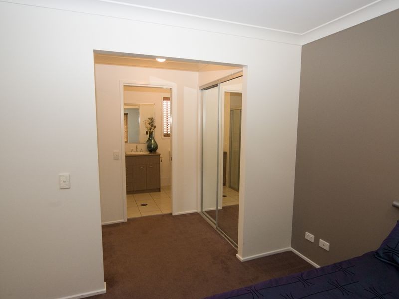 7 Weir Close, Berrinba QLD 4117