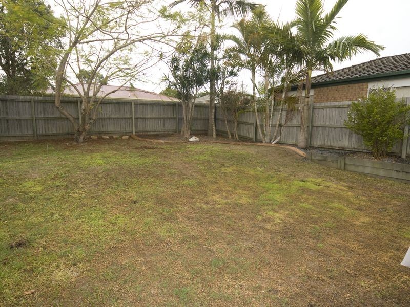 15 Lorraine Street, Crestmead QLD 4132
