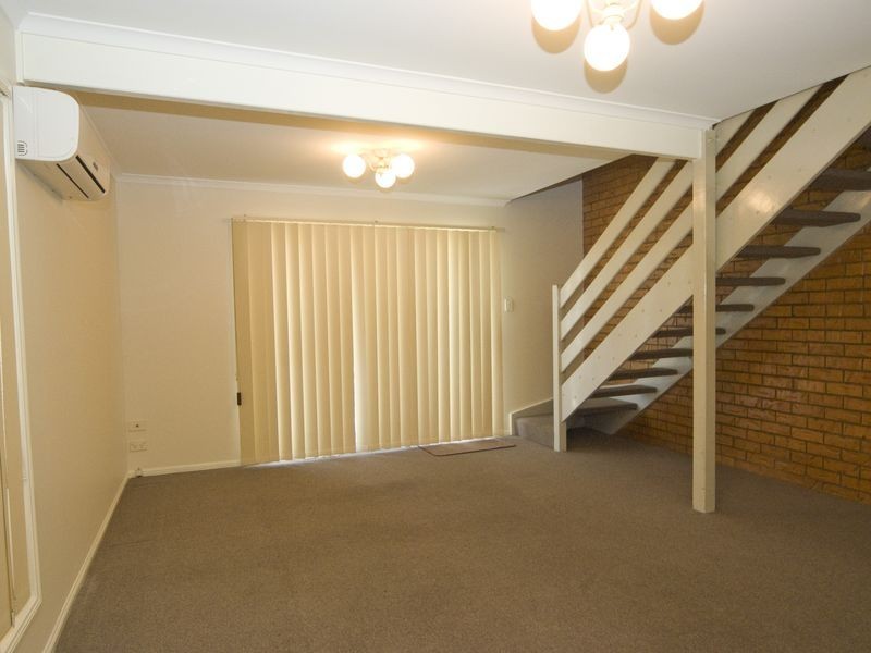 26/3 Costata Street, Hillcrest QLD 4118