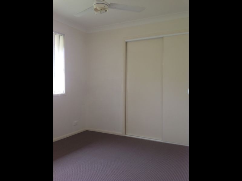 9 Carnea Place, Regents Park QLD 4118