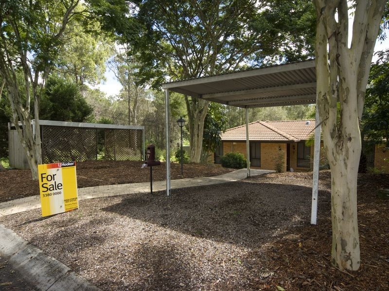 77 Radiata Street, Hillcrest QLD 4118