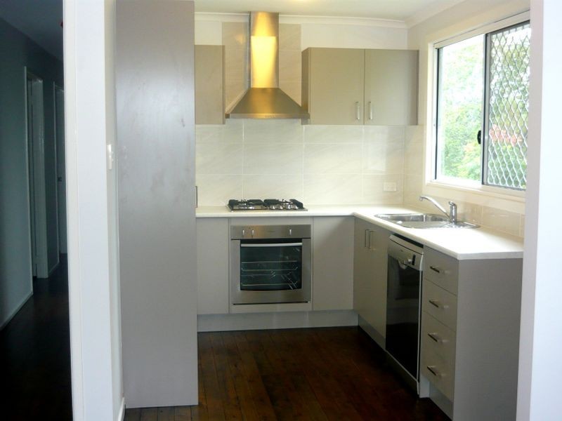 682 Middle Road, Greenbank QLD 4124