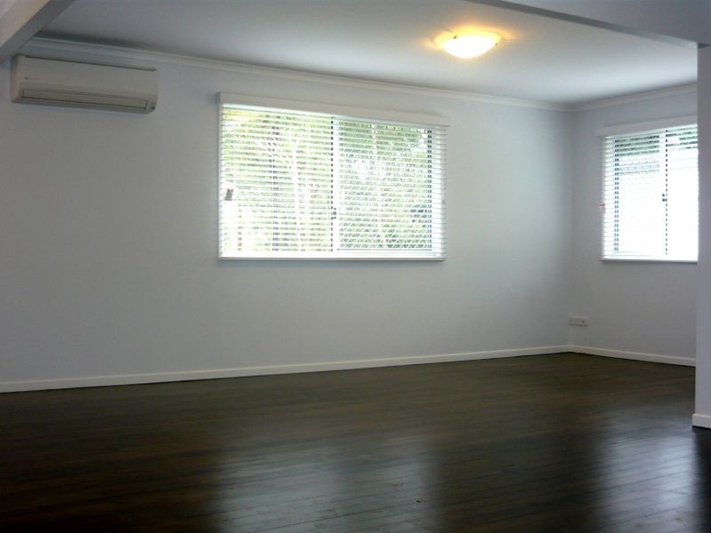 682 Middle Road, Greenbank QLD 4124