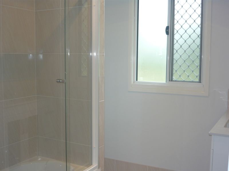 682 Middle Road, Greenbank QLD 4124