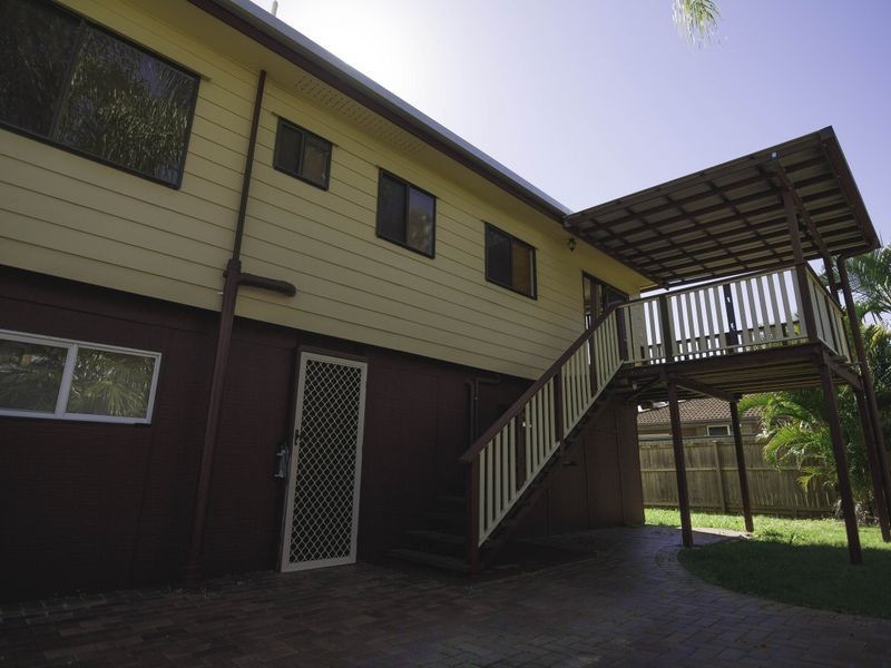 8 Mackellar Drive, Boronia Heights QLD 4124