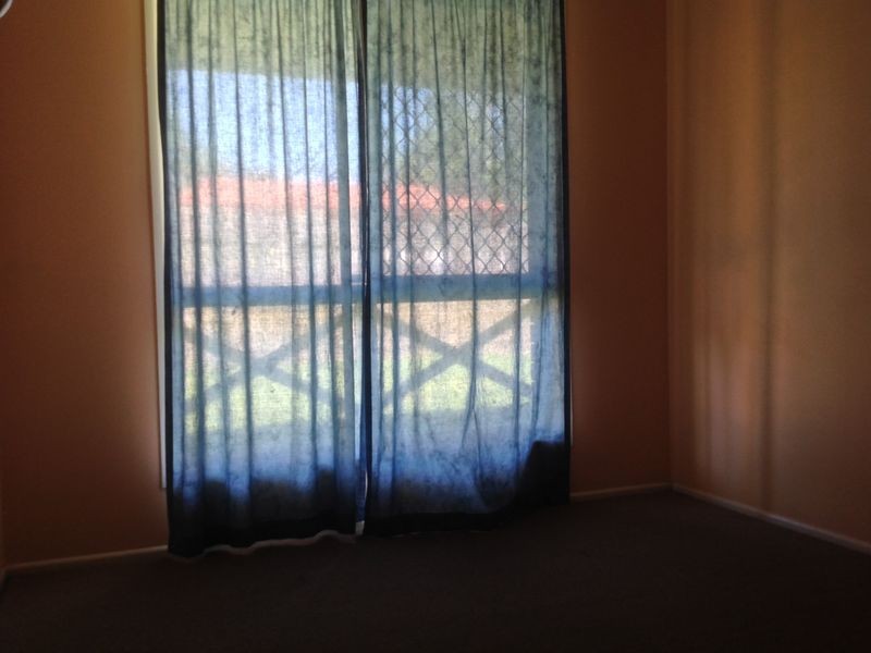 37 Arbour Way, Regents Park QLD 4118
