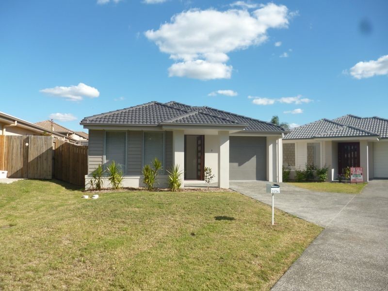 2/24 John Davison Place, Crestmead QLD 4132