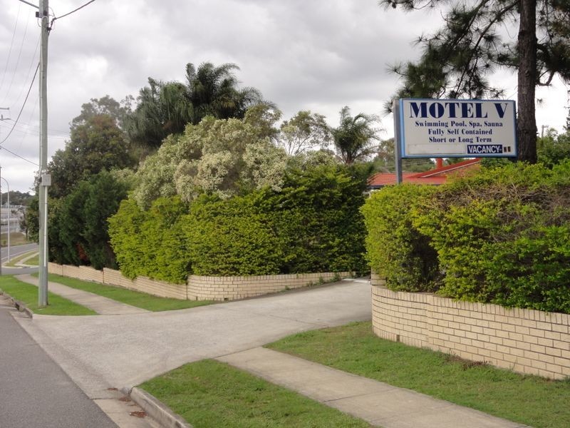 1-5 Mexicanus Drive, Park Ridge QLD 4125