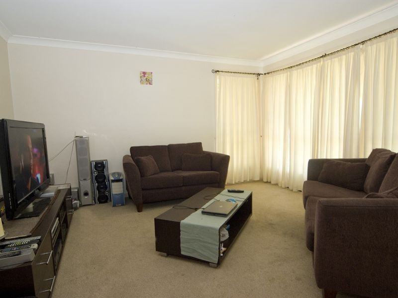66 Bushland Drive, Regents Park QLD 4118
