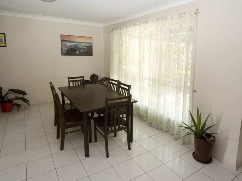 66 Bushland Drive, Regents Park QLD 4118
