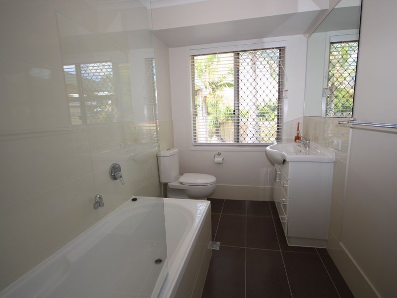 12 Jackson Court,, Regents Park QLD 4118