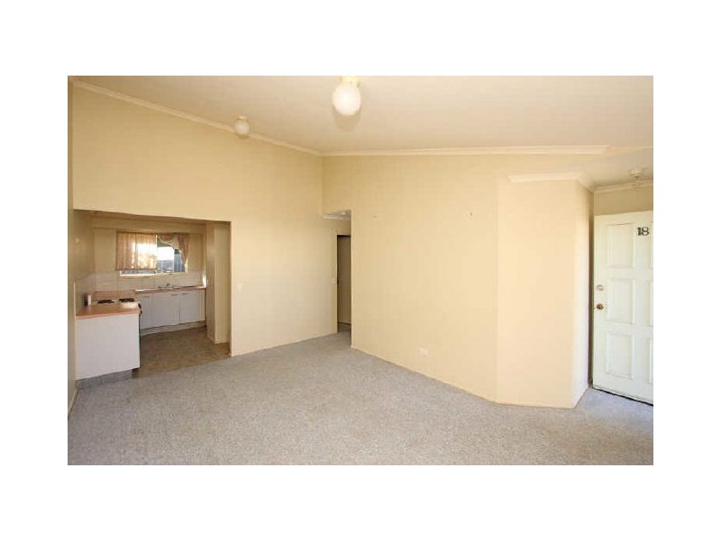 18/11 Monash Road, Loganlea QLD 4131