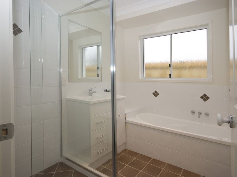 3 Lindfield Street, Hillcrest QLD 4118