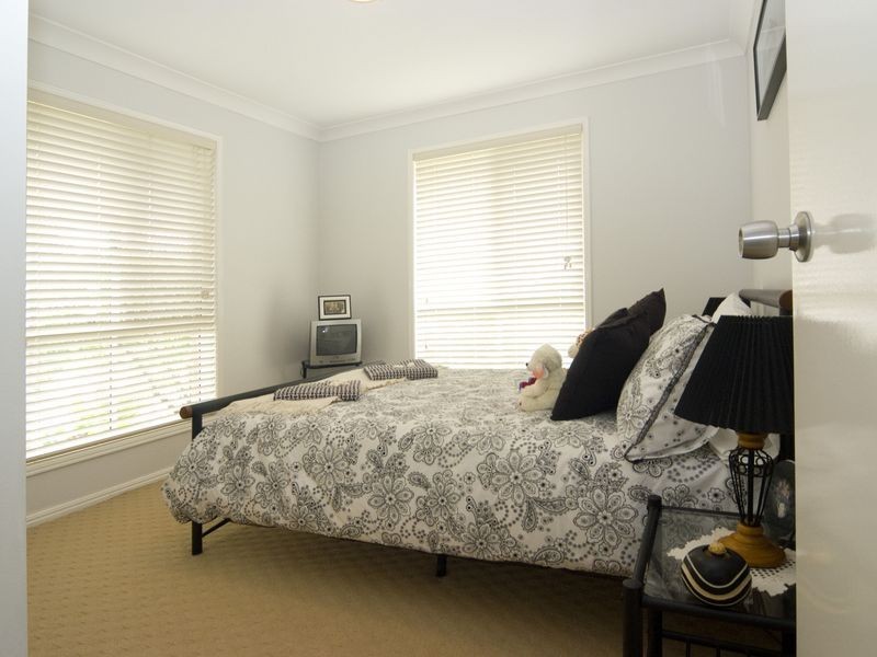 9 Perentie Street, Regents Park QLD 4118