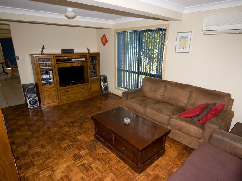 9 Leanne Street, Marsden QLD 4132