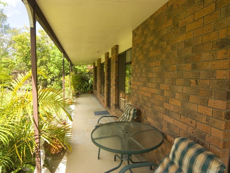 26 Newburn Street, Hillcrest QLD 4118
