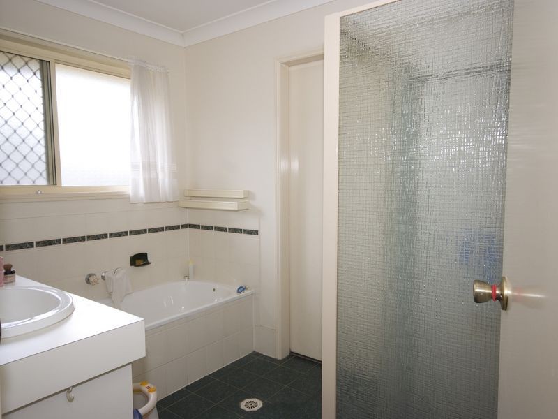 851 Wembley Road, Browns Plains QLD 4118