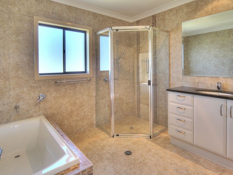 34 Maryland Drive, Regents Park QLD 4118