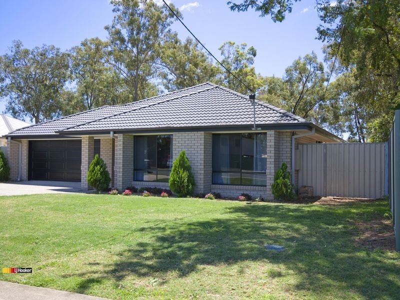 34 St Johns Way, Boronia Heights QLD 4124