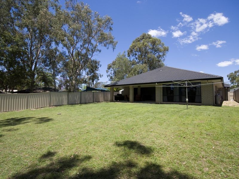 34 St Johns Way, Boronia Heights QLD 4124