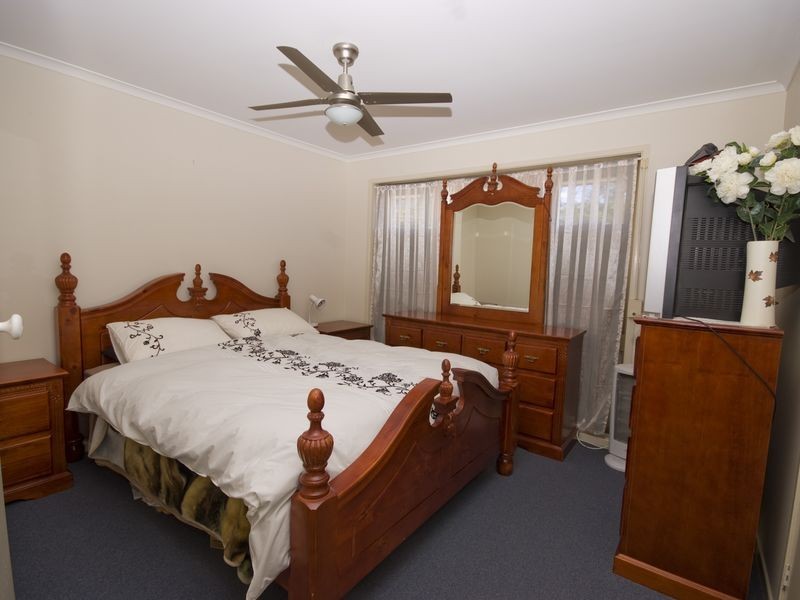 31 St Johns Way, Boronia Heights QLD 4124
