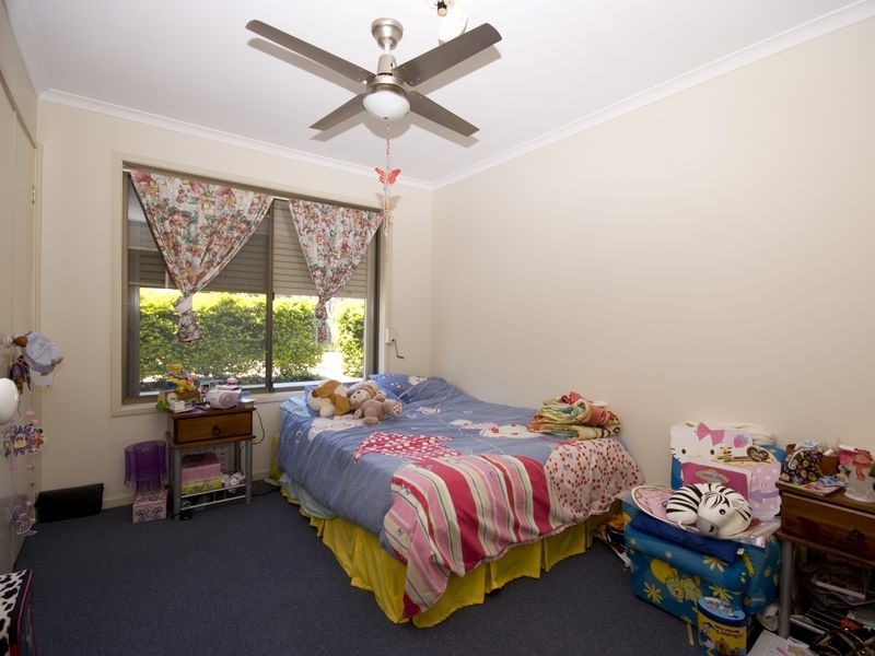 31 St Johns Way, Boronia Heights QLD 4124