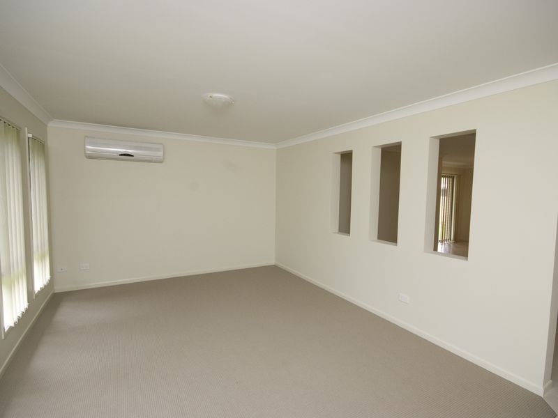 140 Middle Road, Boronia Heights QLD 4124