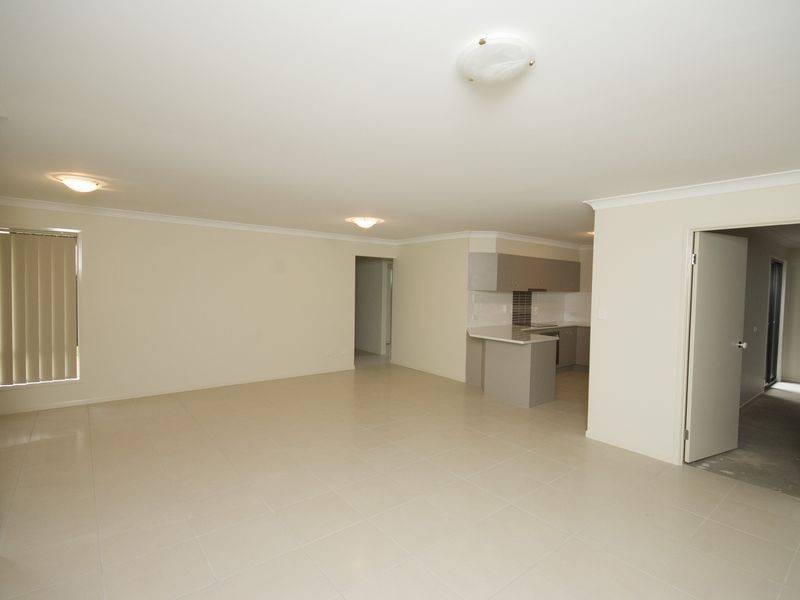140 Middle Road, Boronia Heights QLD 4124