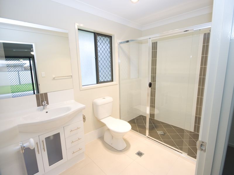 140 Middle Road, Boronia Heights QLD 4124