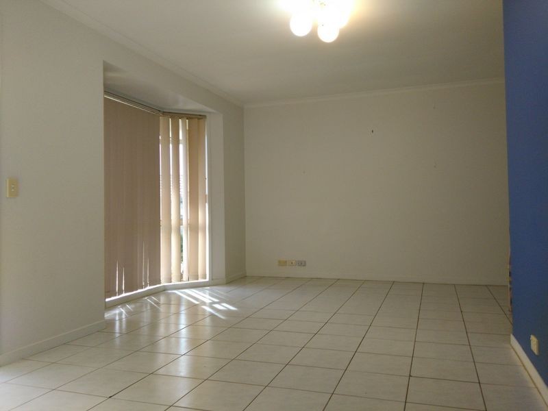 11 Billabong Court, Regents Park QLD 4118