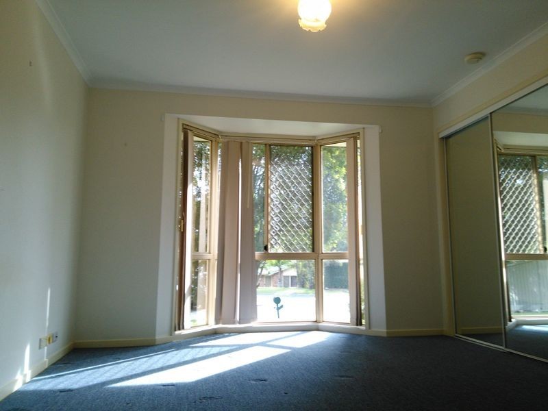 11 Billabong Court, Regents Park QLD 4118