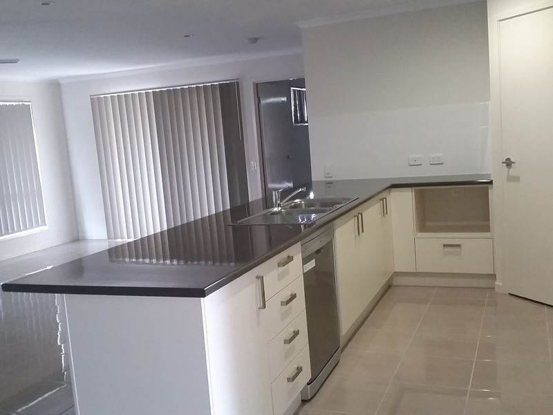 14 Valuniu Place, Boronia Heights QLD 4124