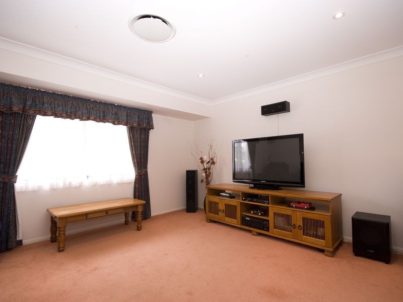 2 Wallaby Way, New Beith QLD 4124