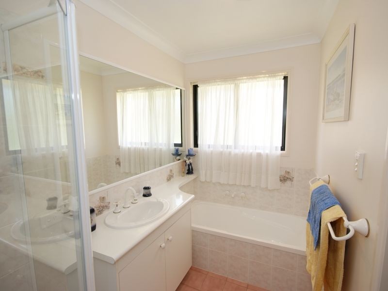 2 Wallaby Way, New Beith QLD 4124