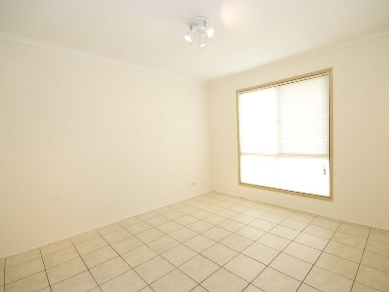 13 Overton Court, Crestmead QLD 4132