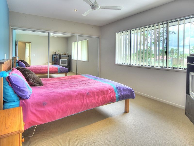 27 Hibbertia Court, New Beith QLD 4124