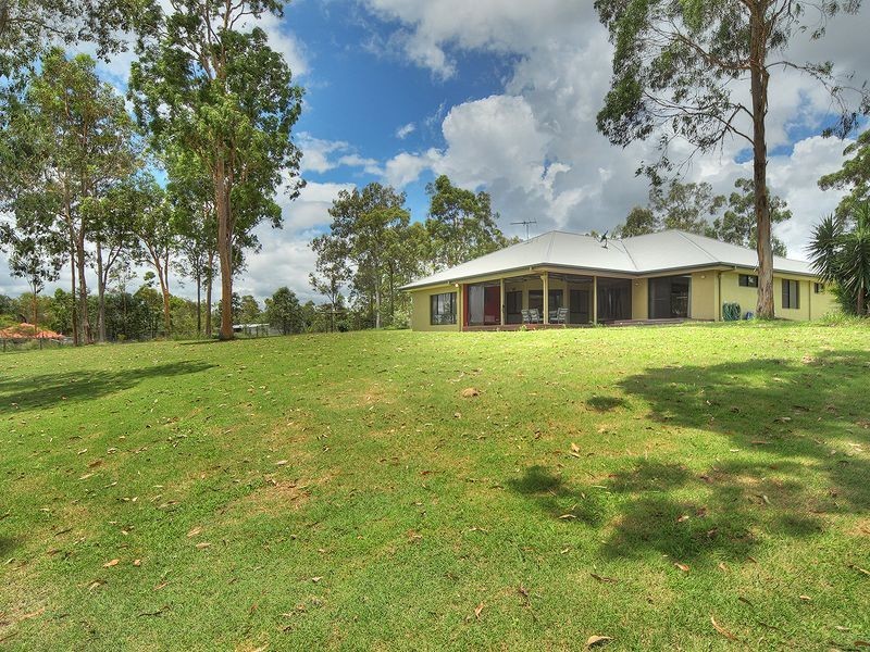 27 Hibbertia Court, New Beith QLD 4124