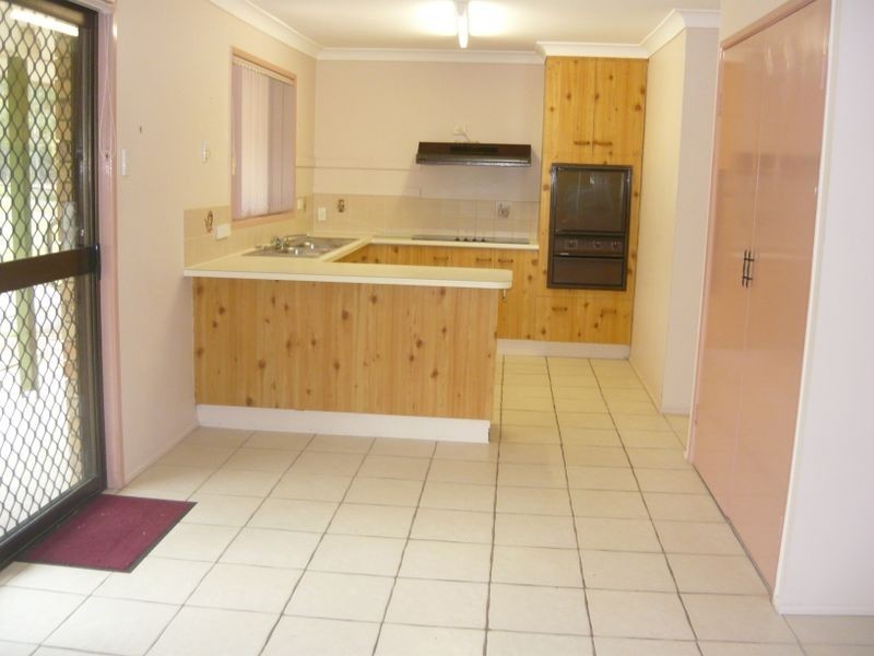 2-12 Jindabyne Court, Greenbank QLD 4124