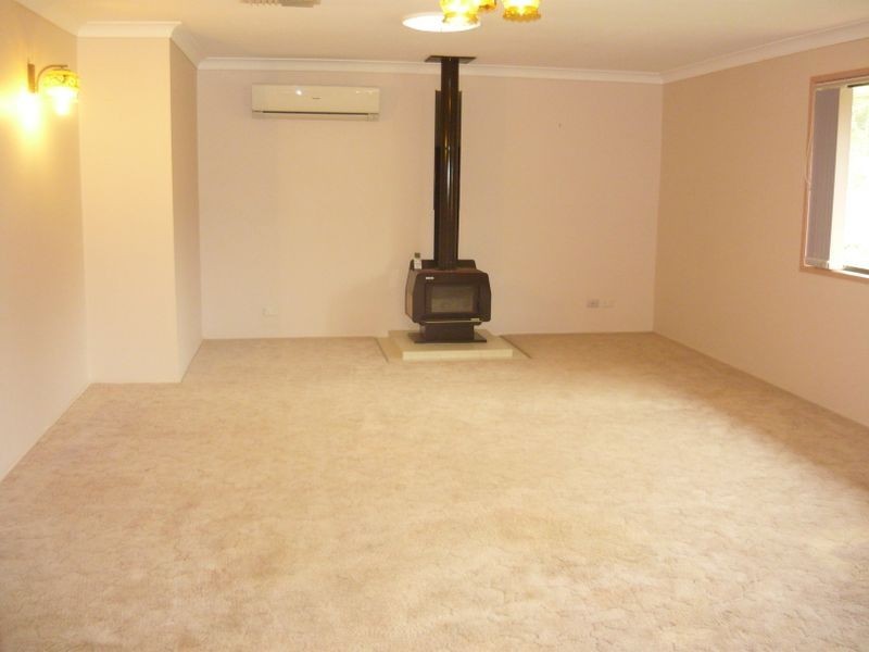 2-12 Jindabyne Court, Greenbank QLD 4124