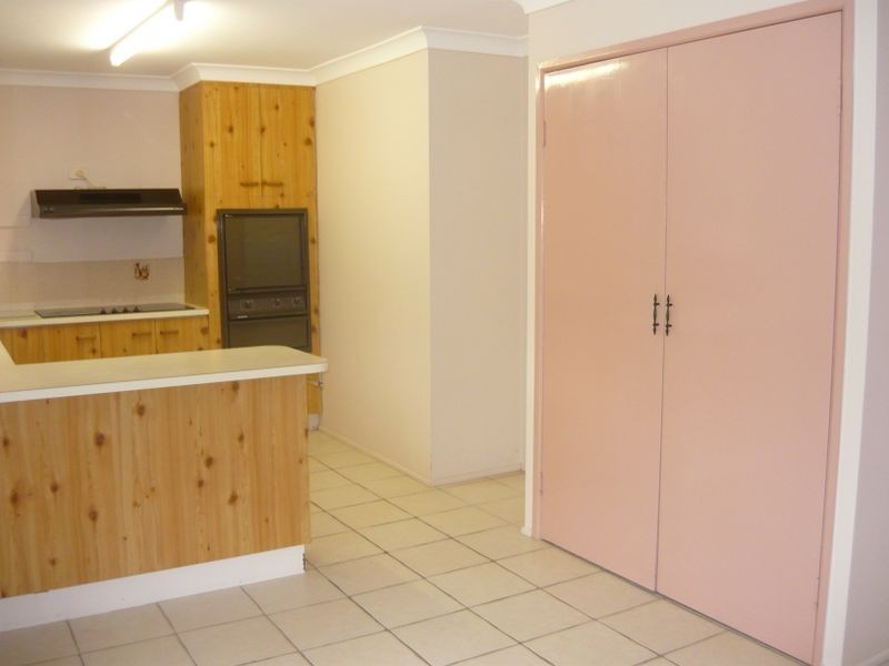 2-12 Jindabyne Court, Greenbank QLD 4124