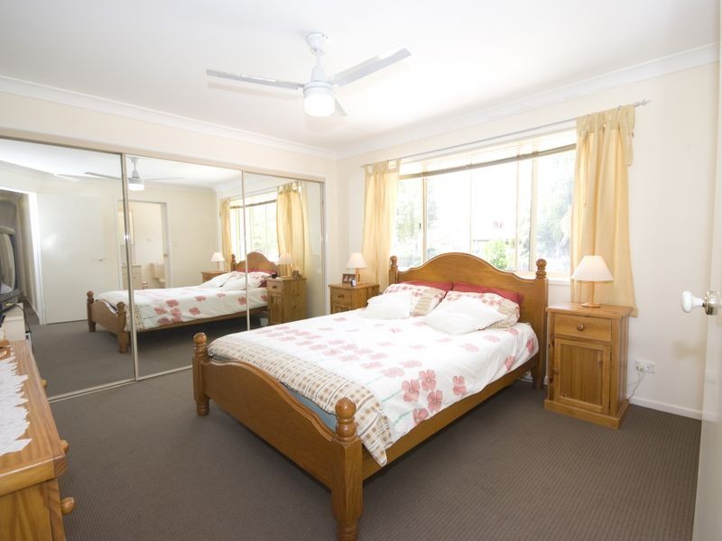 16 Cianthus Street, Regents Park QLD 4118