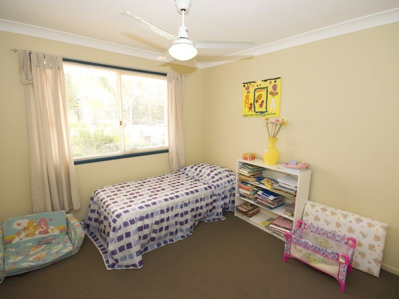 16 Cianthus Street, Regents Park QLD 4118