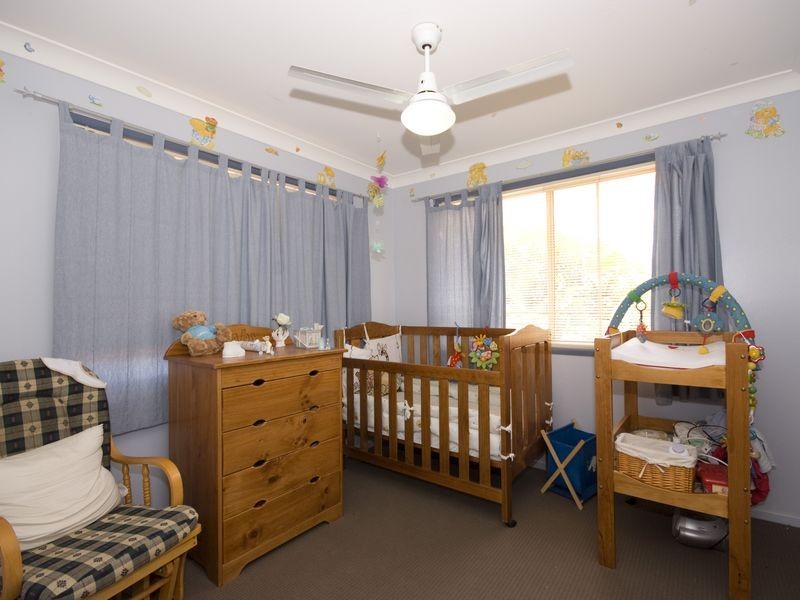 16 Cianthus Street, Regents Park QLD 4118