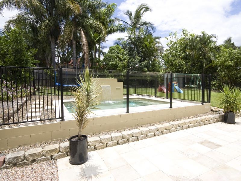 16 Cianthus Street, Regents Park QLD 4118