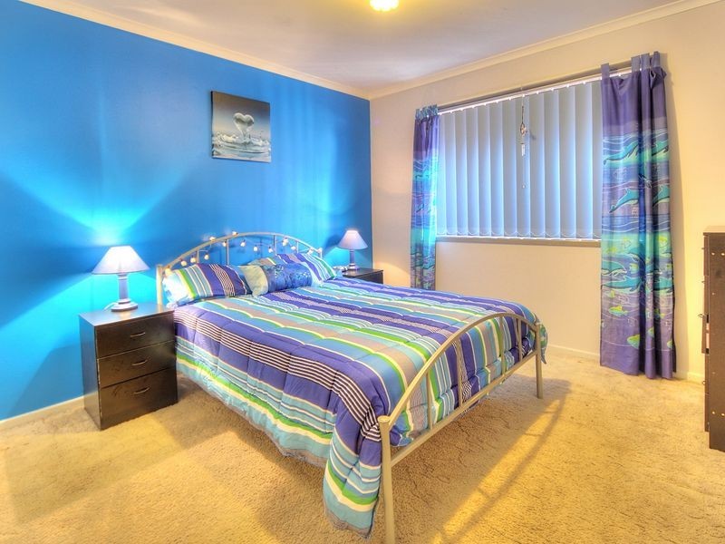 198 Emerald Drive, Regents Park QLD 4118
