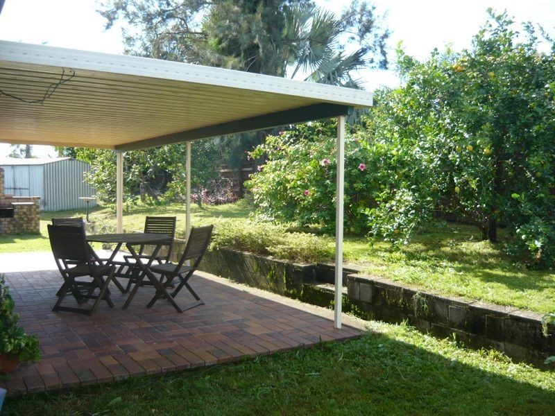 11 Robinson Court, Berrinba QLD 4117