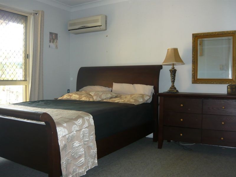 11 Robinson Court, Berrinba QLD 4117