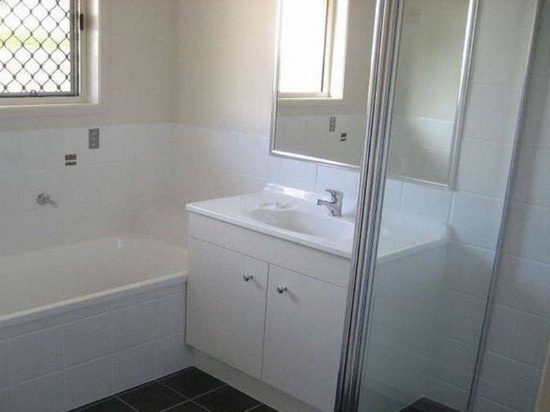 69 Parklands Drive, Boronia Heights QLD 4124