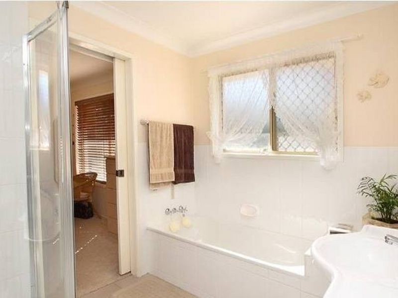 23 Dampier Court, Boronia Heights QLD 4124