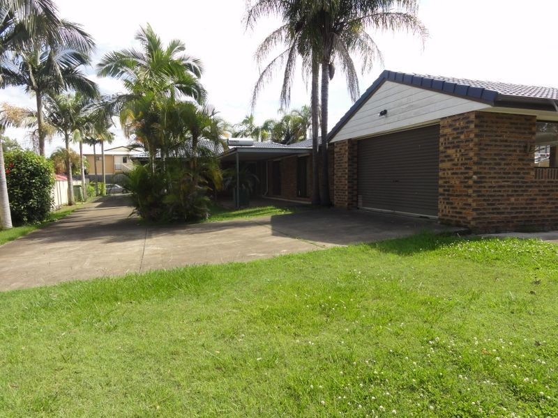 100 Owens Crescent, Regents Park QLD 4118